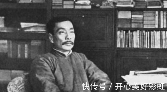 一字!郭沫若骂鲁迅四个字,鲁迅加一字回骂,世人笑称是郭沫若的一生