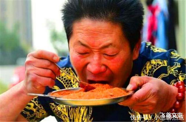 “中国辣王”李永志,不听医生劝,一天5斤辣椒配白酒,如今怎样