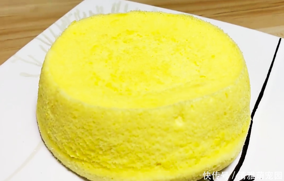 新鲜|蛋糕换一种新鲜做法,不用烤箱也能做出松软细腻的蛋糕