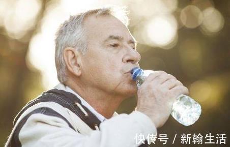 长寿药|人民日报白开水是免费“长寿药”,但2个时间段最好别喝