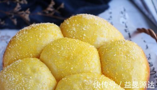 面粉别蒸馒头了，简单一做，比面包松软还好吃，做法一看就会
