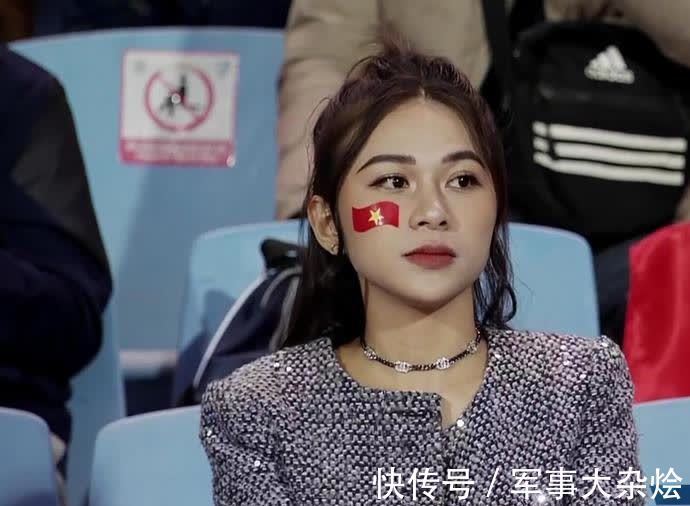 吴曦|国足0-3越南:唯一亮点是妹子?暴露2大致命问题!揪出最大混子