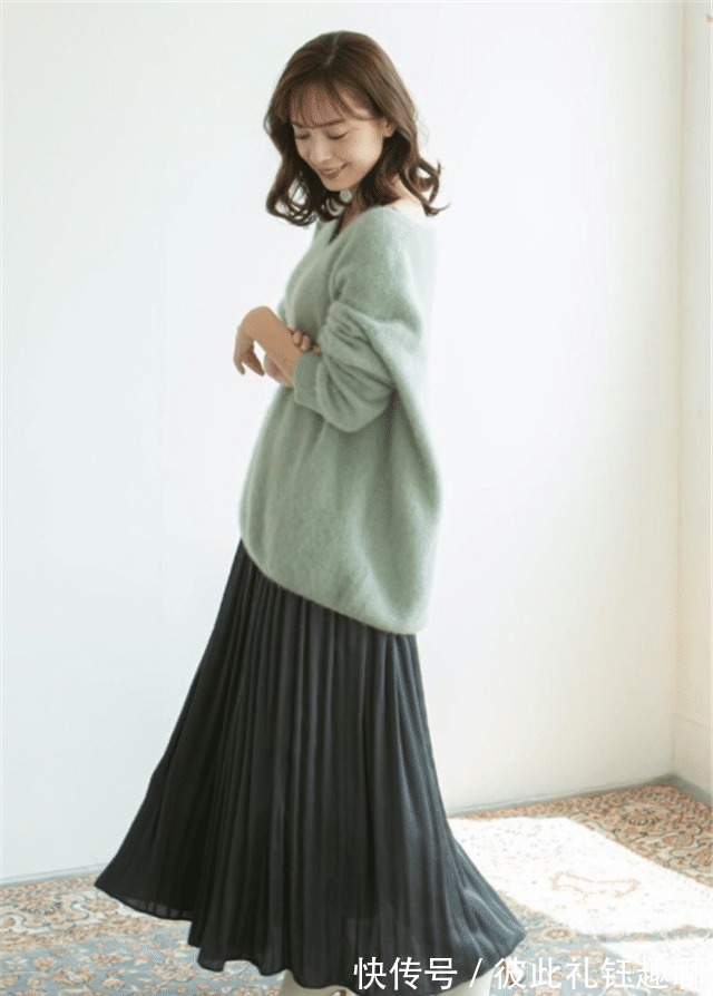 风衣|今年终于不流行穿“风衣”了!这才是秋天正确的打开方式,真气质