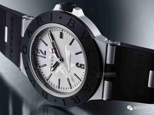 表展之外，这五款腕表让你捂不住荷包！