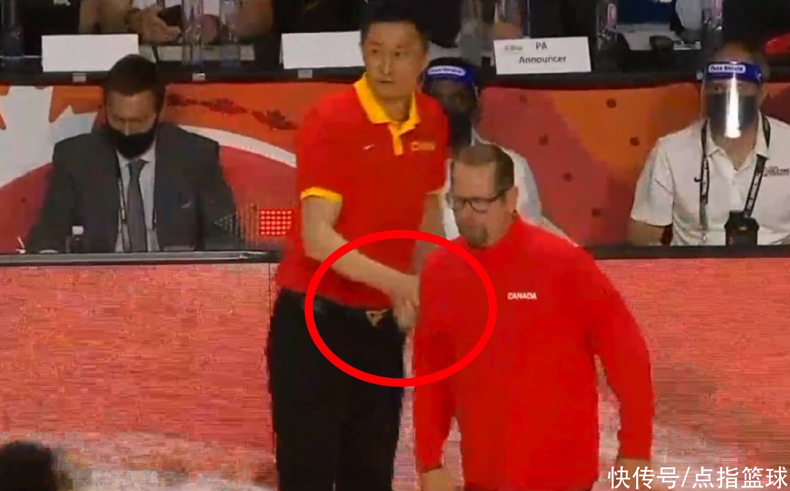 杜锋|加拿大拒绝“羞辱”进攻，杜锋第一时间找纳斯，球迷来挑刺了