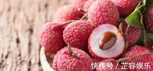 蔬菜水果|宝宝1岁前不能吃的3种水果,宝妈要记牢,对孩子身体没好处