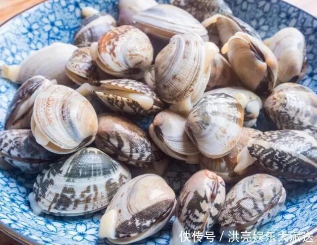 花蛤|想吃花蛤怕沙多,老妈这样做30多年,来回摇晃几遍,花蛤自动吐沙