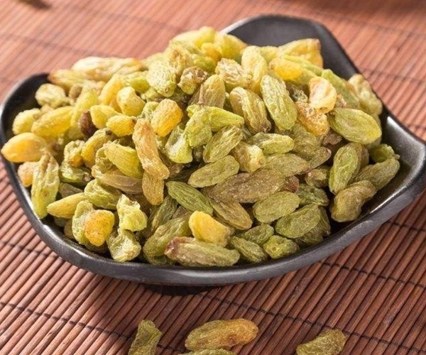 好处|早上吃几粒葡萄干，竟然有想不到的好处，不仅抗衰降压，好处多多