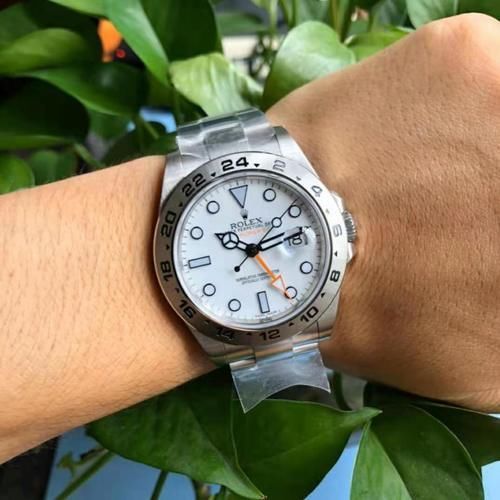 欧米茄|从亲民到顶级,适合30岁男士佩戴的五个手表品牌