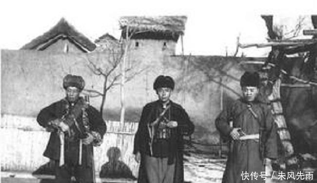 弟弟|他打响东北抗日第一枪,还打死了少帅的弟弟,国歌也和他有关!