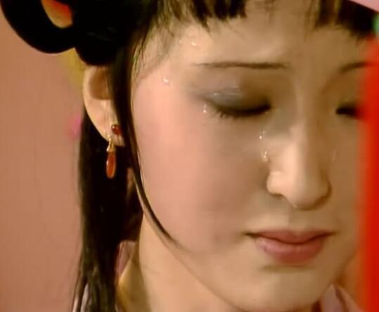 贾宝玉!为从薛宝钗手中抢过来贾宝玉,还林黛玉一个公道,她应值得被原谅