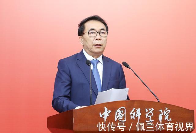 打脸来得这么快，国内光刻市场全面开花，ASML的改口很现实