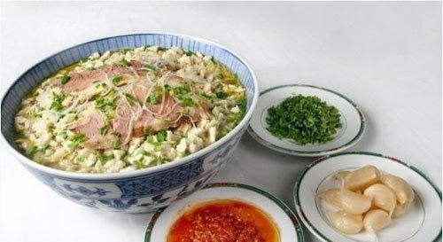 全国最爱吃辣的这几个省,有的把辣子当菜吃,你觉得谁最能吃辣