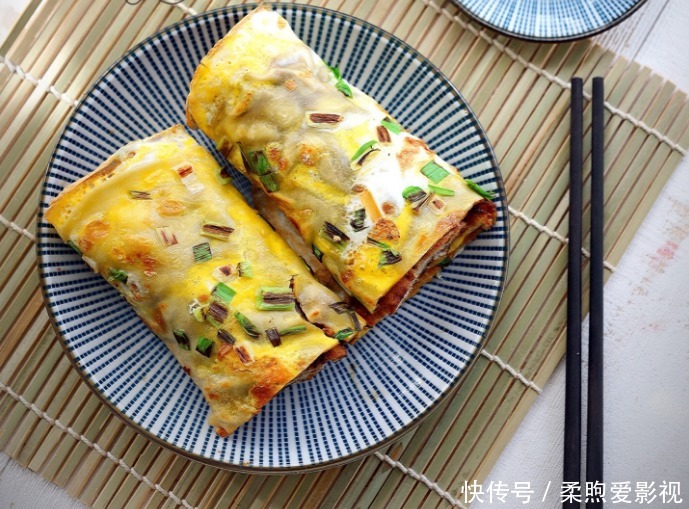 面糊|别再买早餐吃,搅一碗面糊,就能做煎饼果子,5分钟一个,真好吃