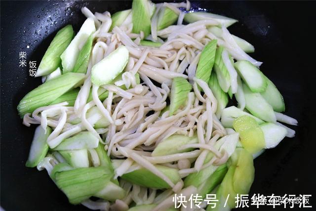 白玉菇|夏季喝汤,这3种食材是绝配,清热解暑营养丰富,我家常做