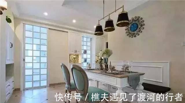 嵌入式|参观同事新房，一进门就看呆了，超喜欢卧室的嵌入式收纳柜