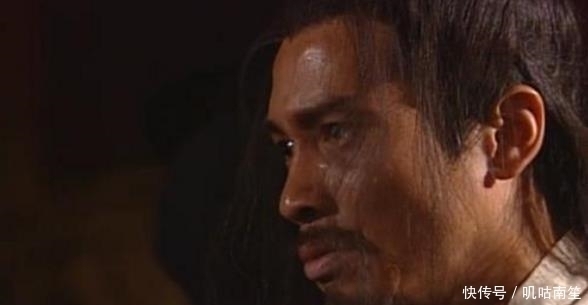 行礼|死囚临死前大喊八个字,刽子手听后立马扔掉屠刀,哭着下跪行礼