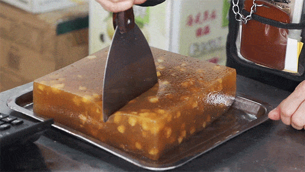 30多年来，只卖5种糕！龙津路上这家糕店，又挤满人了！