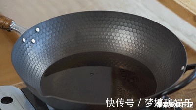 麦片虾|这菜一上桌就抢光!看似不搭,煮一块竟如此惊艳!