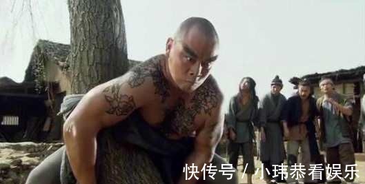 武松#武松和鲁智深比武:那场面想想就能让人笑破肚皮,不信你看看