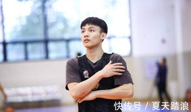 广东队|18岁,身高2米26!誉为易建联接班人!他或许比周琦更加出色