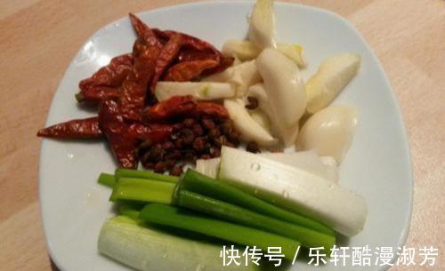 干锅排骨|干锅类的菜有哪些具体做法比如干锅排骨,干锅鸡这些的