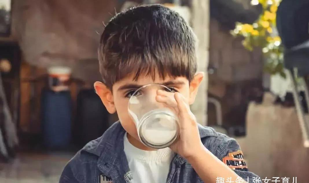 长高|为什么一个暑假过去,别人家孩子长高一大截,培养这3个习惯很重要