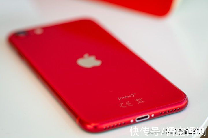 SE|苹果再次“挤牙膏”？新款iPhone SE将发布：只有一点最大的变化