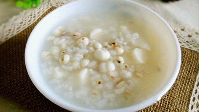 食用禁忌|“鸡头米”好吃,大家都经常吃,但它的药用功效你知道多少