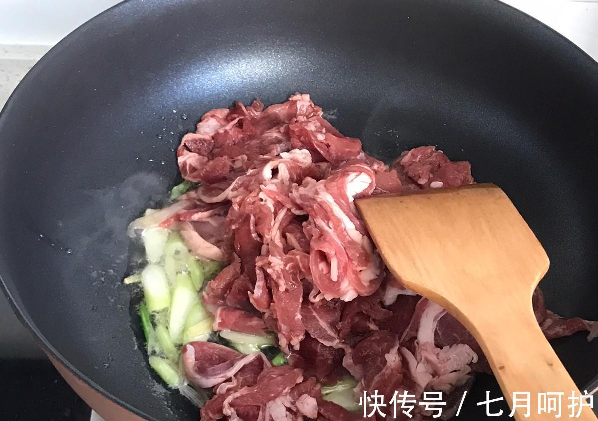 鲜肉|家常羊肉面的做法，简单快手，汤鲜肉嫩面条劲道，太过瘾了