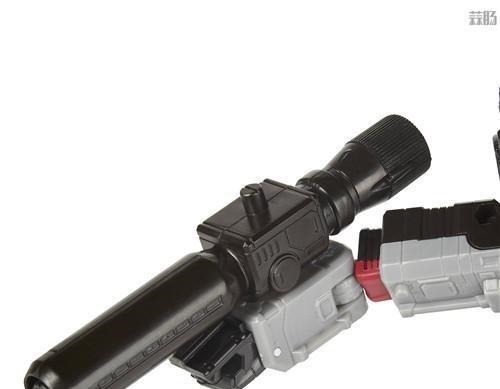 威震天|变形金刚Earthrise地出威震天新实物图公开 头雕很奇怪