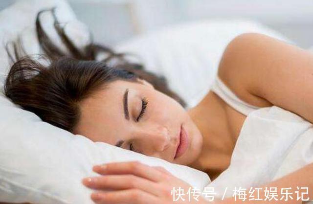 黄曲霉菌|肝不好不能吃西红柿?医生建议:若想肝脏好,这2种食物要少吃