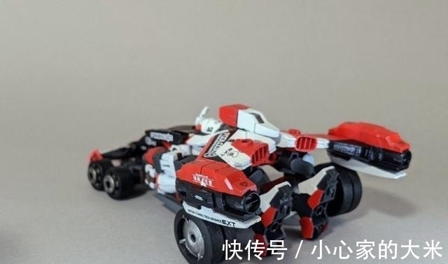 改造|30MM模型混搭改造可变形赛车模型“猩红方程式 ”