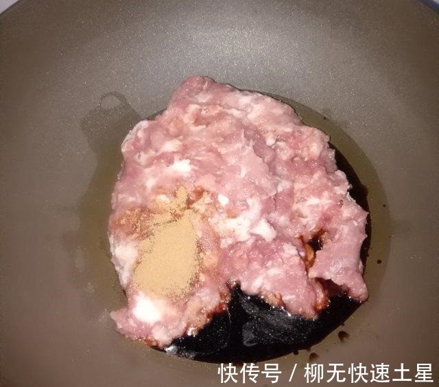 豆角|豆角猪肉馅包子,外皮暄软,内馅儿鲜美!