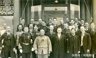 杀气腾腾|晚清老照片：让人羡慕的新婚夫妻，杀气腾腾的武将，和蔼的袁世凯