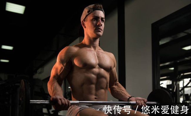 力量训练|为什么肌肉男要多做有氧运动?3个好处带给你,提升力量训练效果