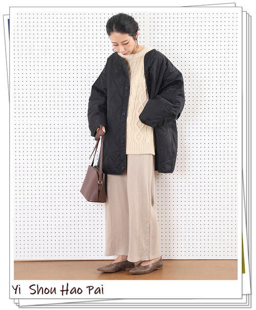  外套|适合40岁女人的无领大衣外套搭配示例！显简洁提气质