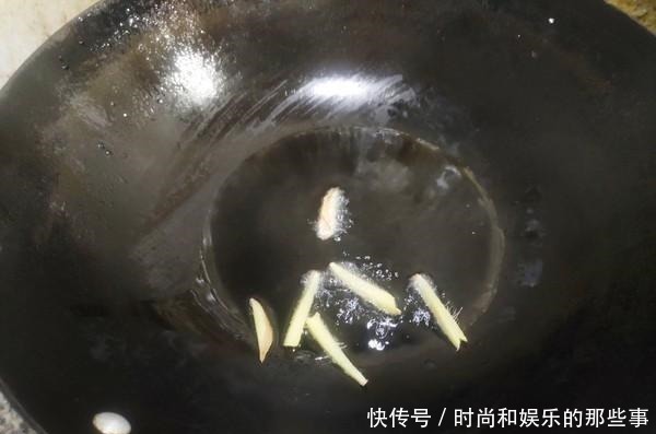 通气孔|这菜是“肠道推粪机”,润肠通便,隔天排空黑宿便,轻松又舒坦!