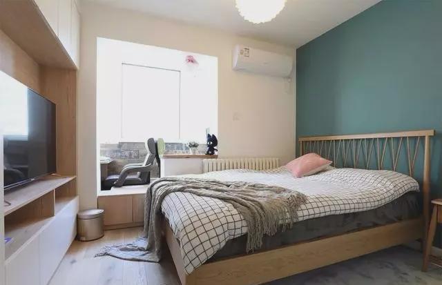 主卧|55㎡新房,主卧做个小改造,完工实用极了,一家三口入住太幸福!