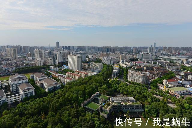 楼市|常州楼市下跌空间有多大,年轻人不跌到5000坚决不买,宁愿租房