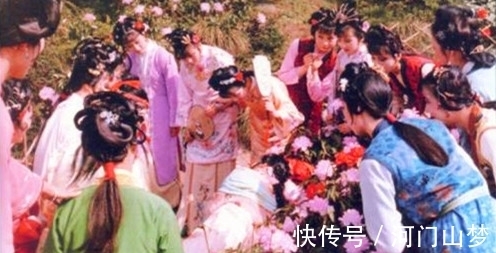 黛玉!宝钗吃花,湘云枕花,妙玉送花,红楼女儿那些与花有关的事儿!