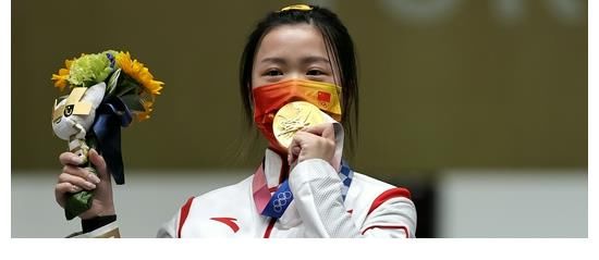 节目|是否应该邀请奥运冠军上综艺？网友们各执一词，其实都是导演为了节目开播增加热度