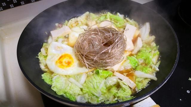 天冷了,如果不差钱,多给家人做这道炖菜,增强免疫力,营养健康