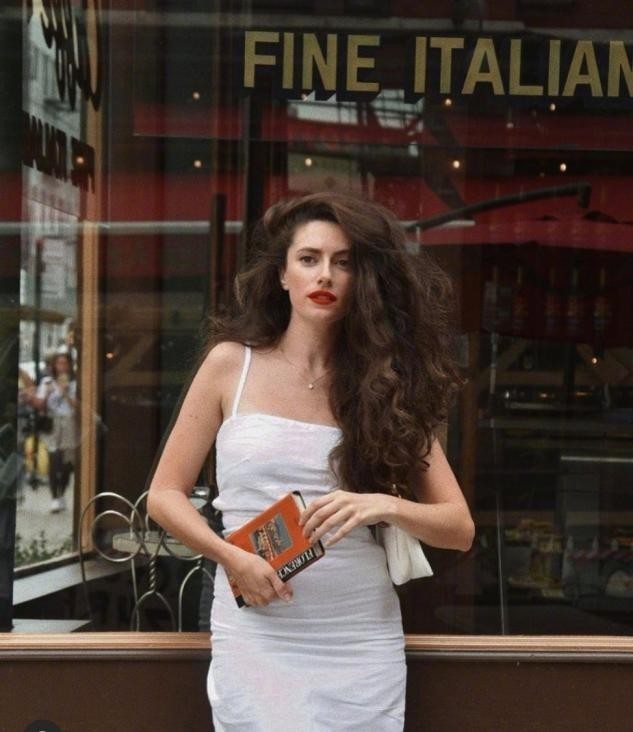 风格 作为优雅女人,一定要尝试浪漫高贵的法式穿搭,简约不失腔调