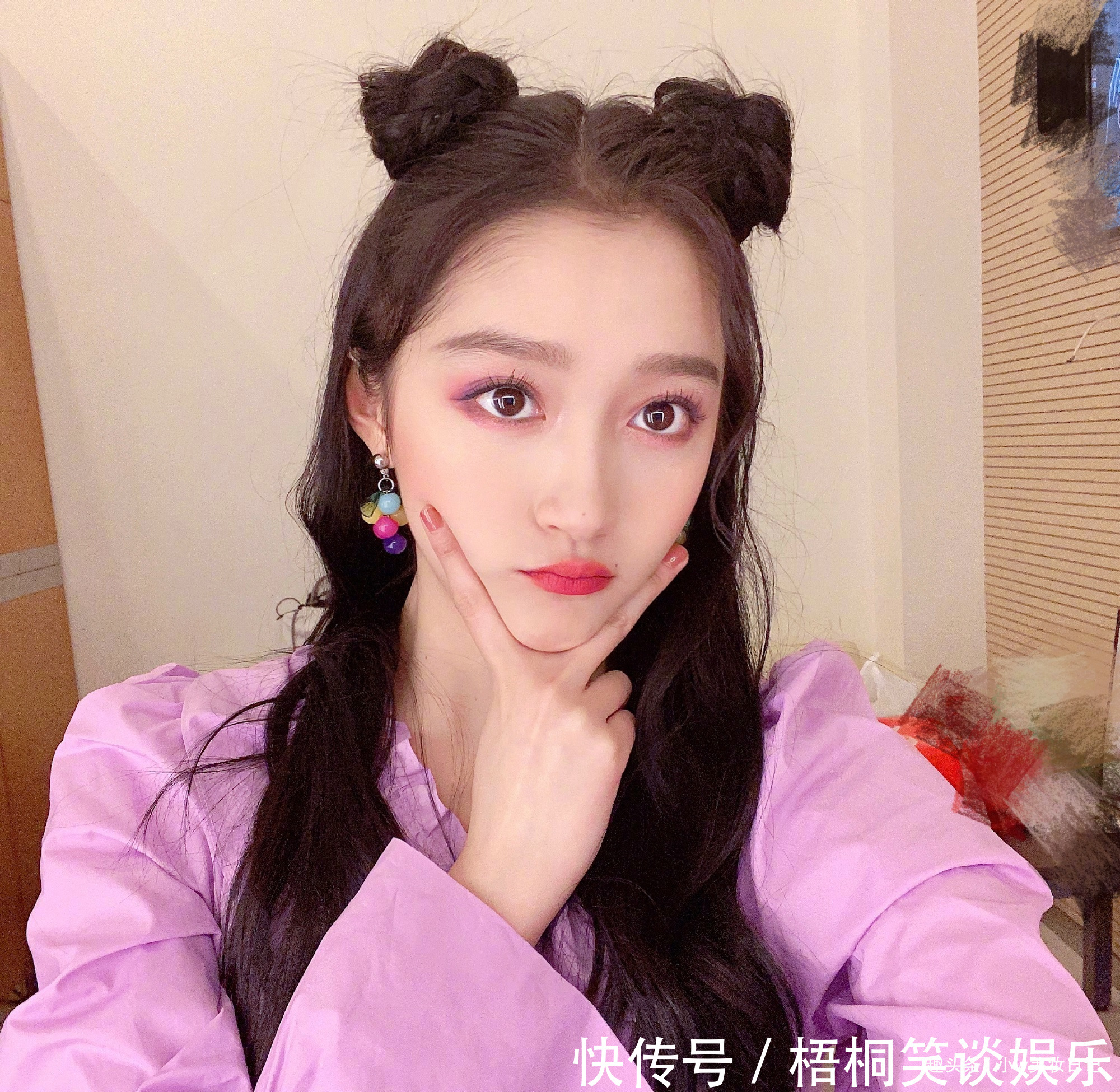 出错率|女人过了30岁,尽量避开5个“装嫩色”,显老土又掉档次