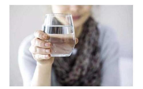 好坏|早晨起床决定一天血糖好坏，记住8个注意事项，稳定血糖不失控！