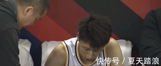 篮板|18分+15分!半场打花广东男篮,广厦男篮要成为荣誉收割机