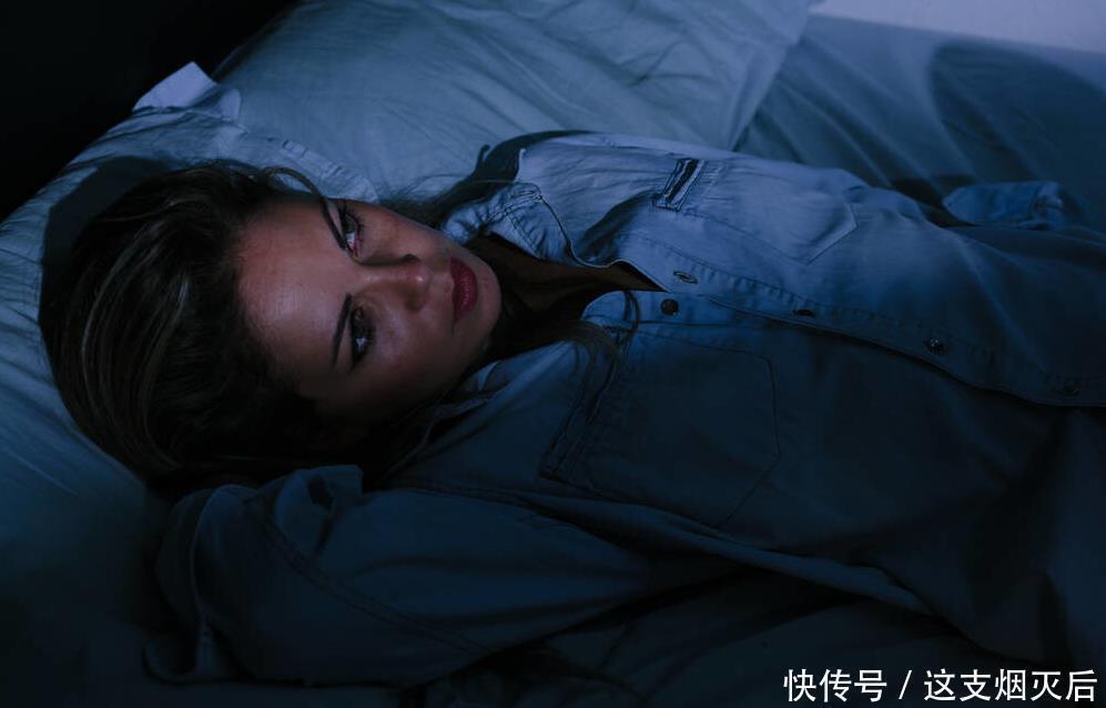 肌肉群|晚上老是失眠坚持做好这4件事，可以快速入睡