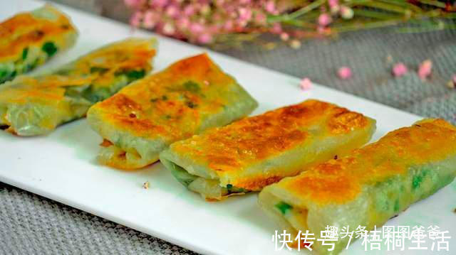 搅拌均匀|早餐别吃包子馒头了,1块钱饺子皮,5种巧用,美味解馋,孩子最爱