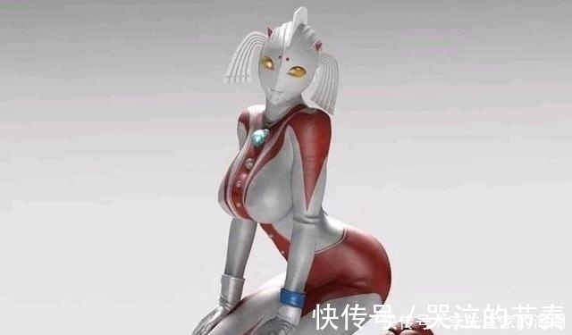 圆谷|苍月奥特曼不是奥特曼，暴露了皮套下的女演员，然而却无人不知